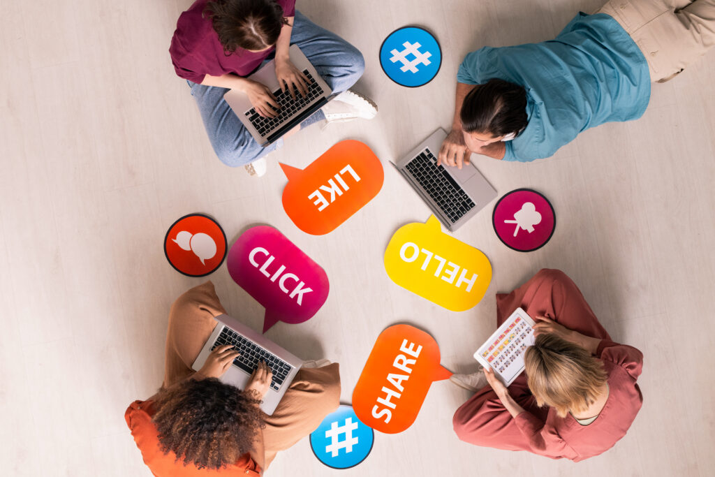 seo vs social media